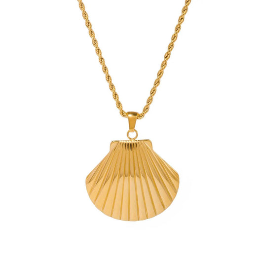 Delphine Shell Pendant Necklace