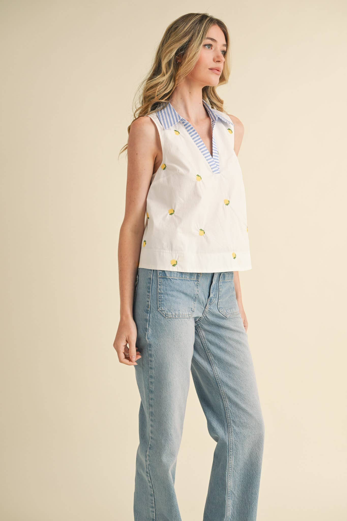FRUIT EMBROIDERY COLLARED TANK MTP3591: Lemon / L
