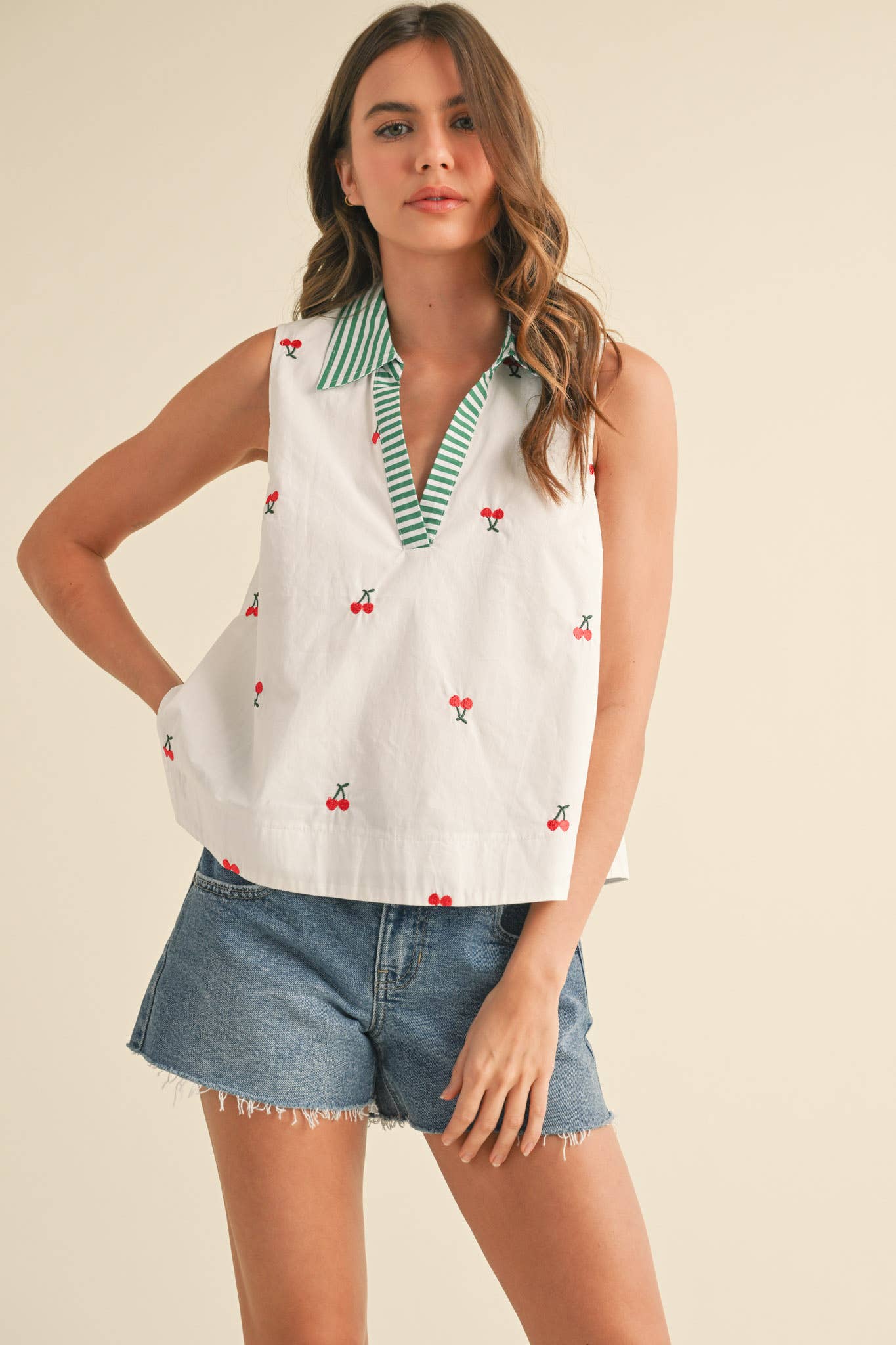 FRUIT EMBROIDERY COLLARED TANK MTP3591: Lemon / L