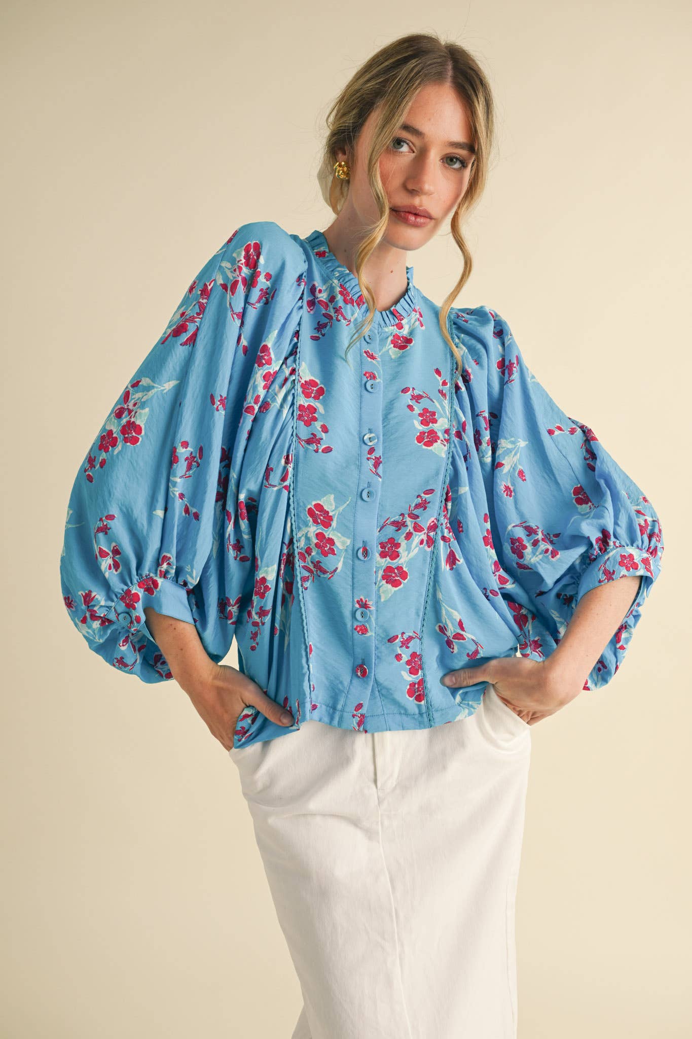 EXCLUSIVE PRINT FLORAL DOLMAN SLEEVE BLOUSE MTP3871: Electric Blue Floral / S