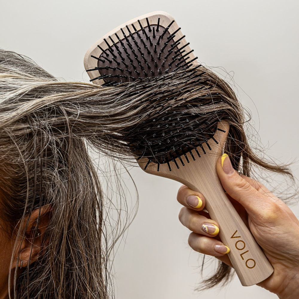 VOLO Frizz Out Paddle Brush