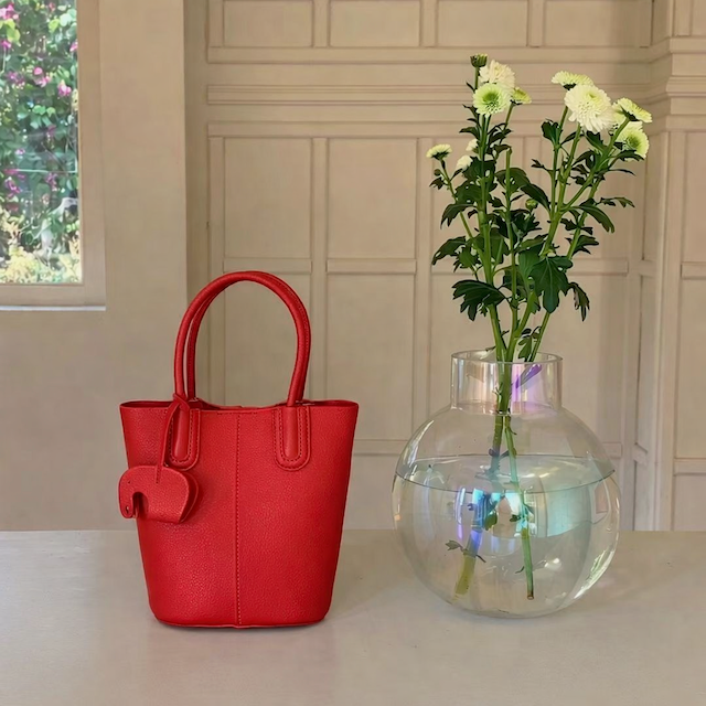 P25056 Small Tote/Crossbody Bag w/Matching Bag Charm: 04 Orange