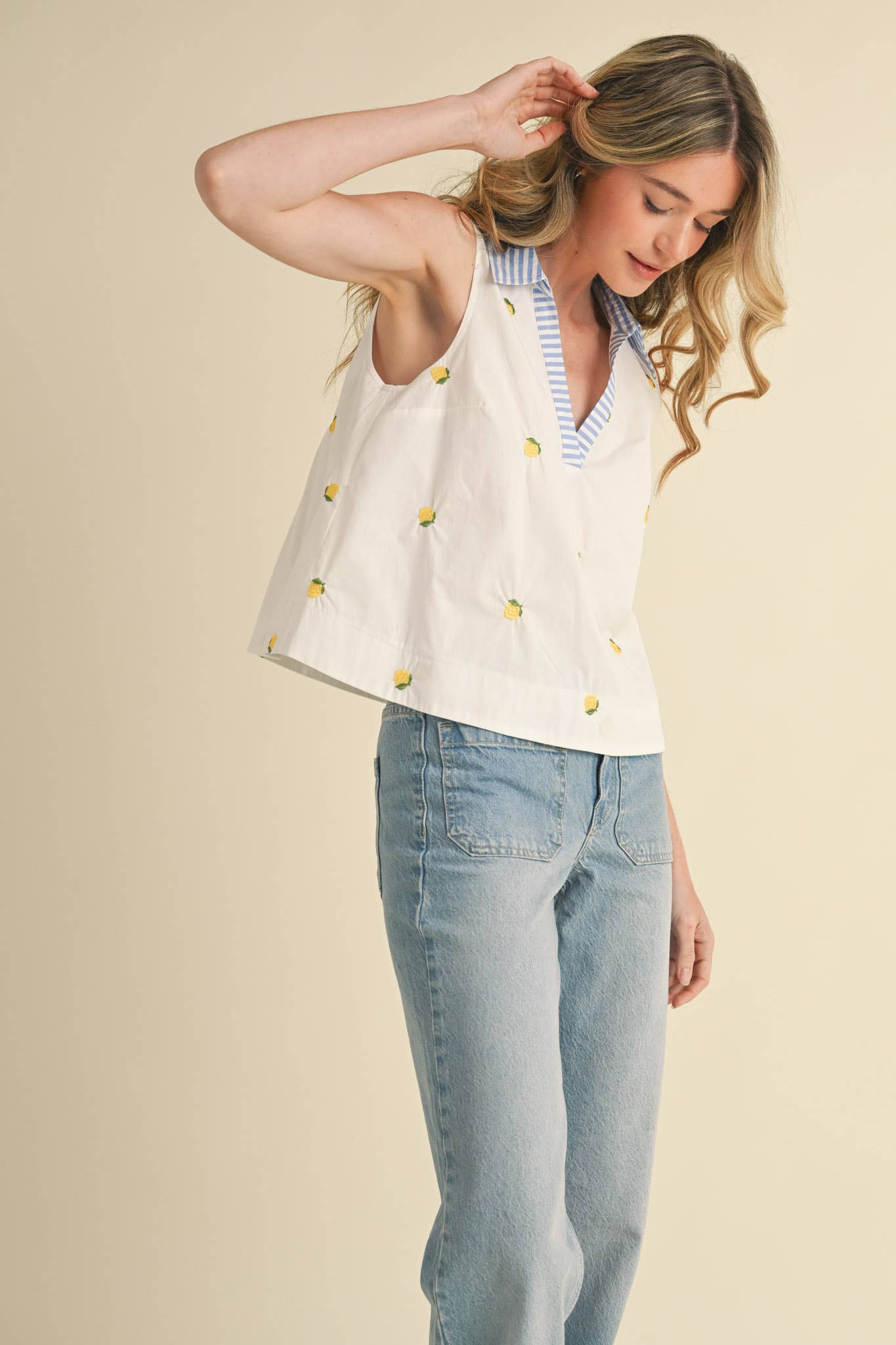 FRUIT EMBROIDERY COLLARED TANK MTP3591: Lemon / L