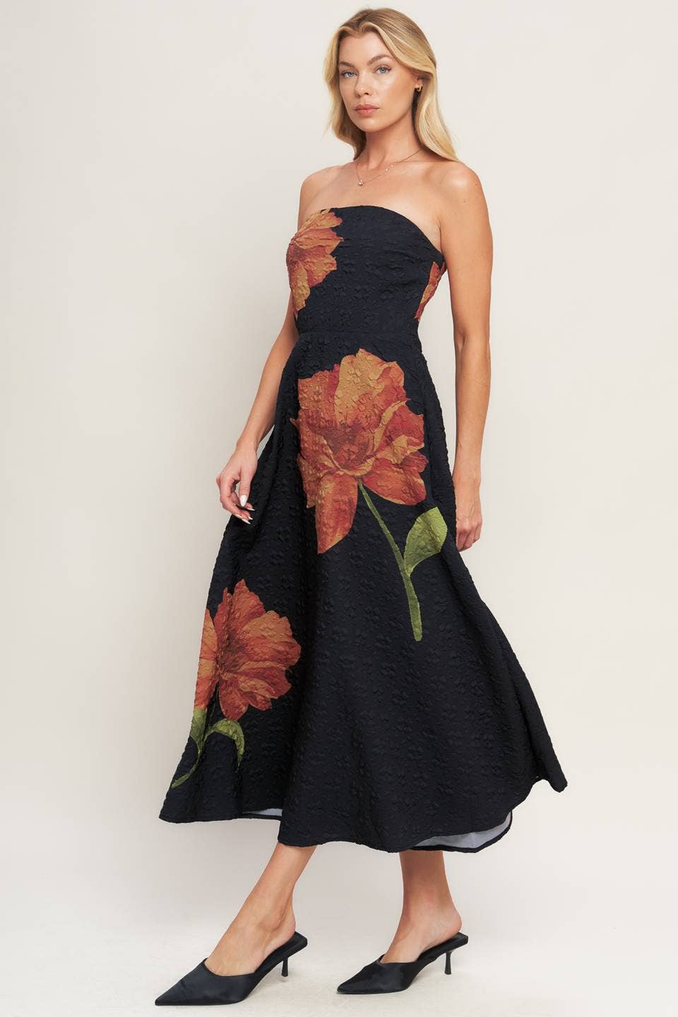 A printed textured woven midi dress - ID23194: Black / Contemporary / S