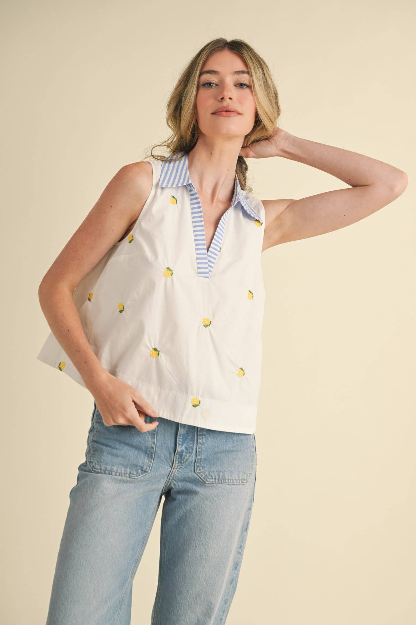 FRUIT EMBROIDERY COLLARED TANK MTP3591: Lemon / S