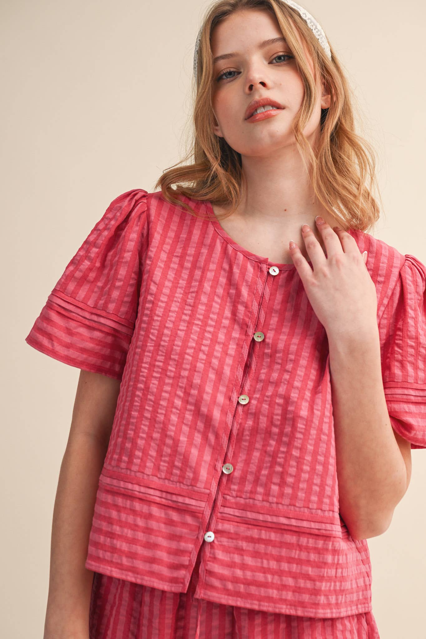 STRIPED BUTTON UP TOP AND SHORTS SET MPST4488: YELLOW PINK STRIPE / M