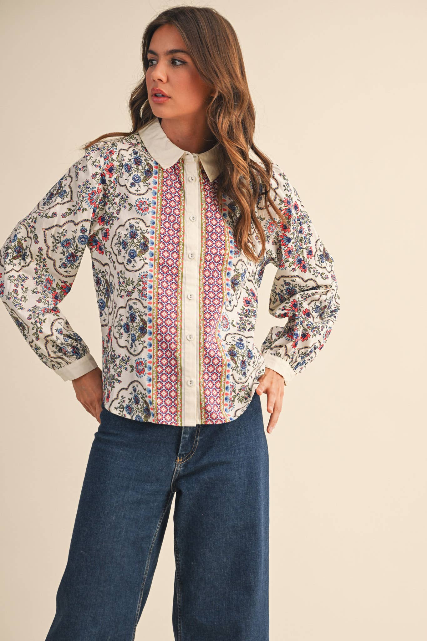 EXCLUSIVE FLORAL BORDER PRINT BUTTON UP TOP MTP4126: Ivory Multi / L