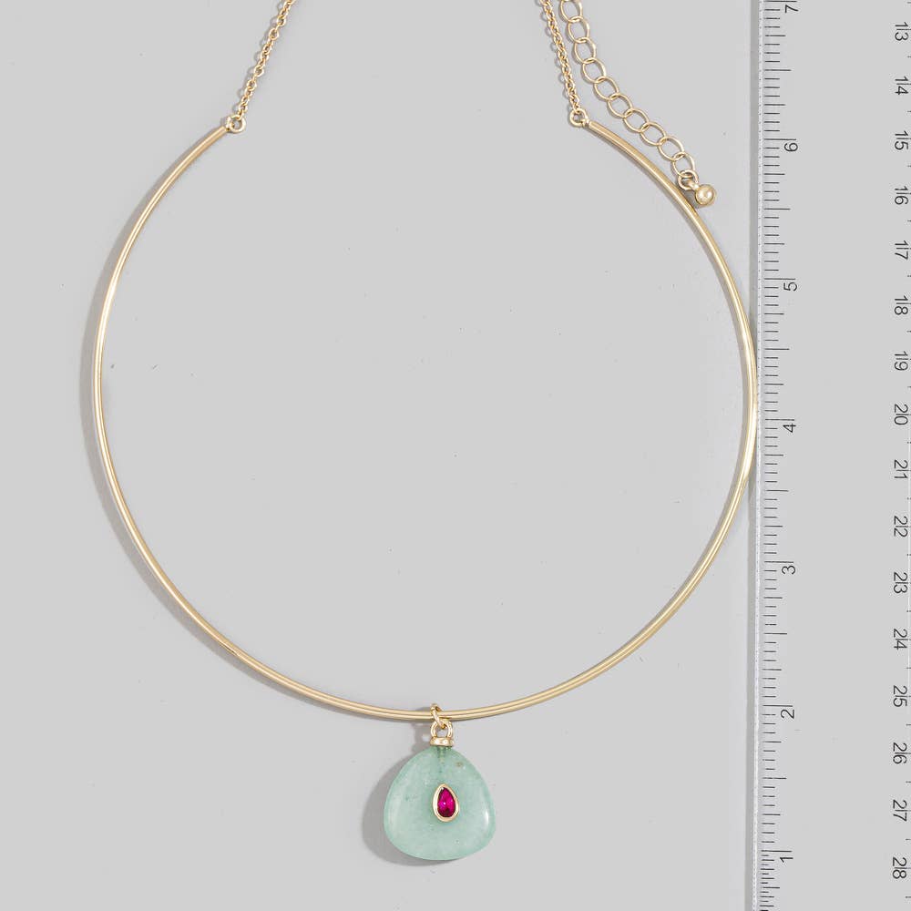 Choker Necklace With Crystal Inset Stone Pendant: GDMI