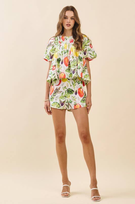 CP10261-Veggie Print High Rise Poplin A Line Shorts: MULTI / M