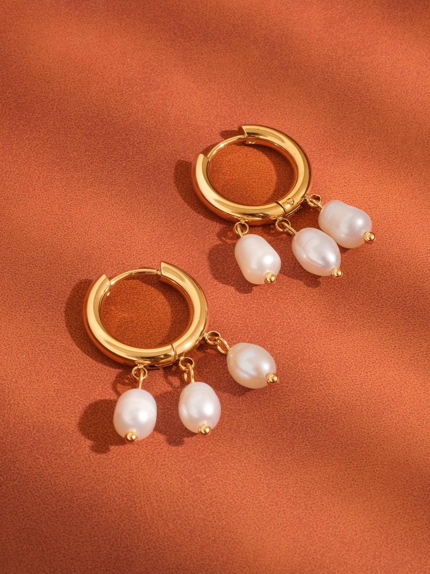 Séjour 18K Gold Non-Tarnish Petite Pearl Dangle Earring: Yellow Gold