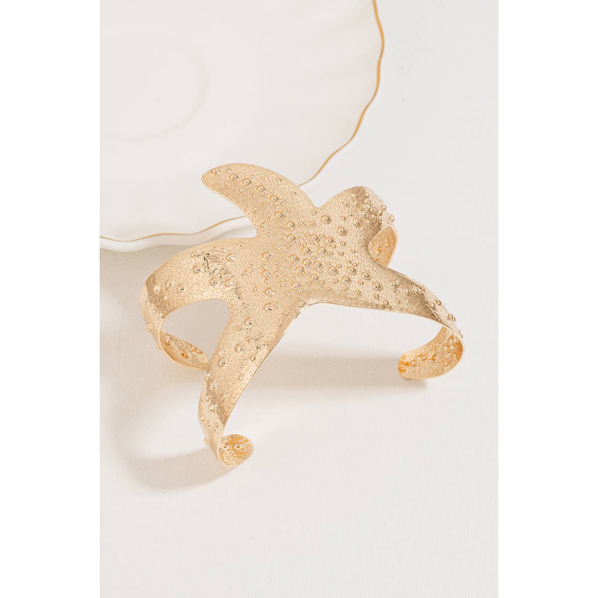 Metallic Starfish Cuff Bracelet: RH