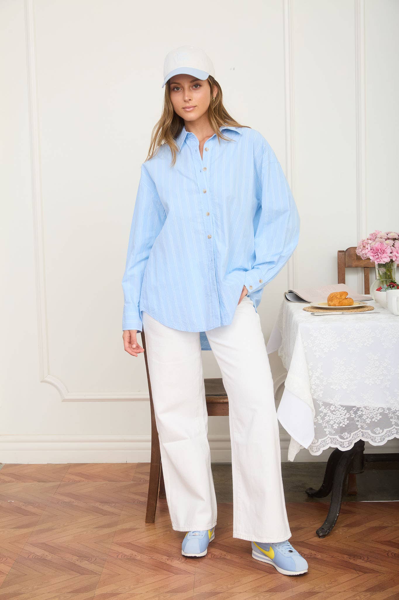 STRIPE OVERSIZED COLLARED LONG SLEEVE SHIRT: LIGHT BLUE