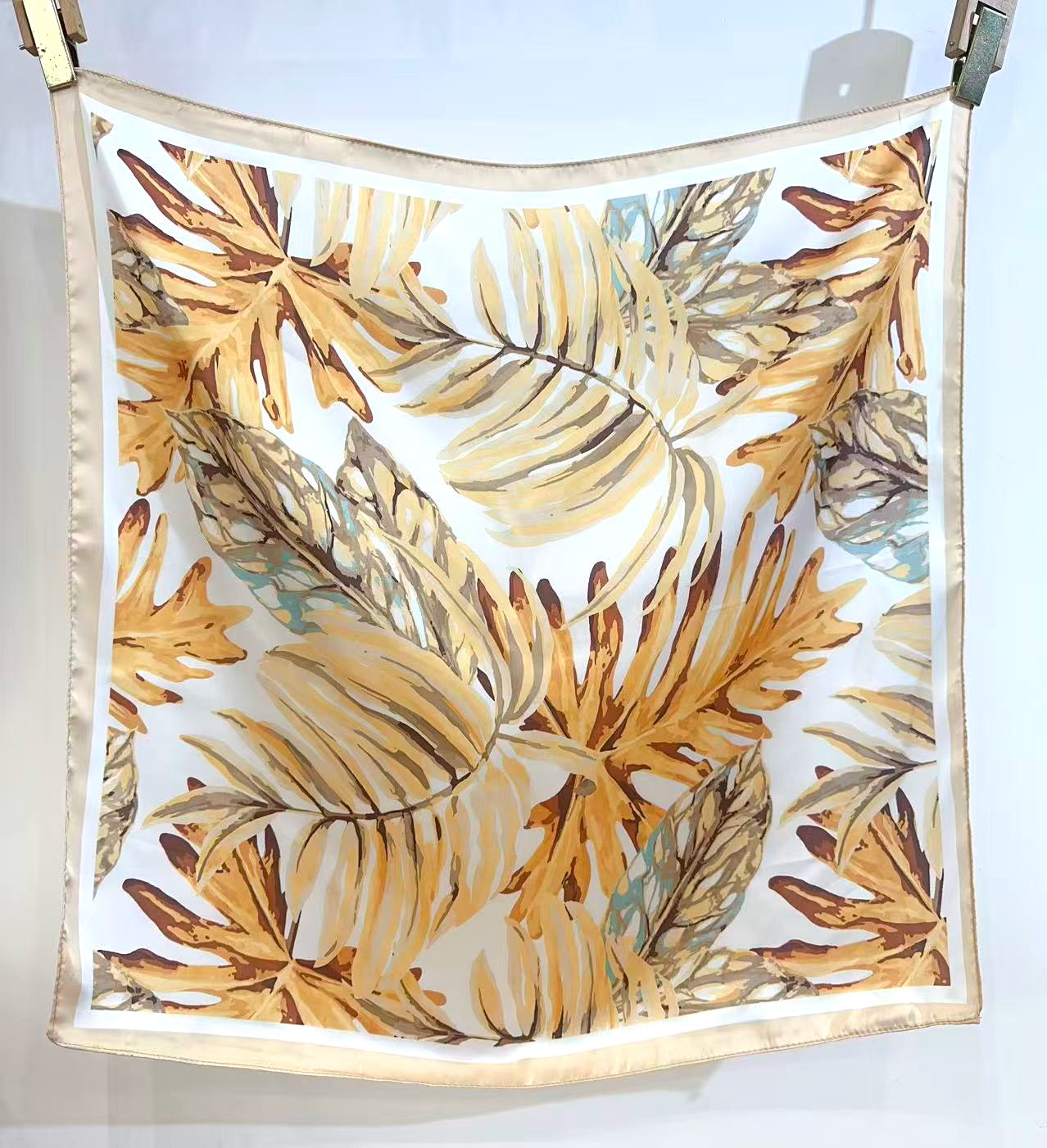 S26053 Palm Leaf-Print Satin-Like Polyester Square Scarf: 01 Green