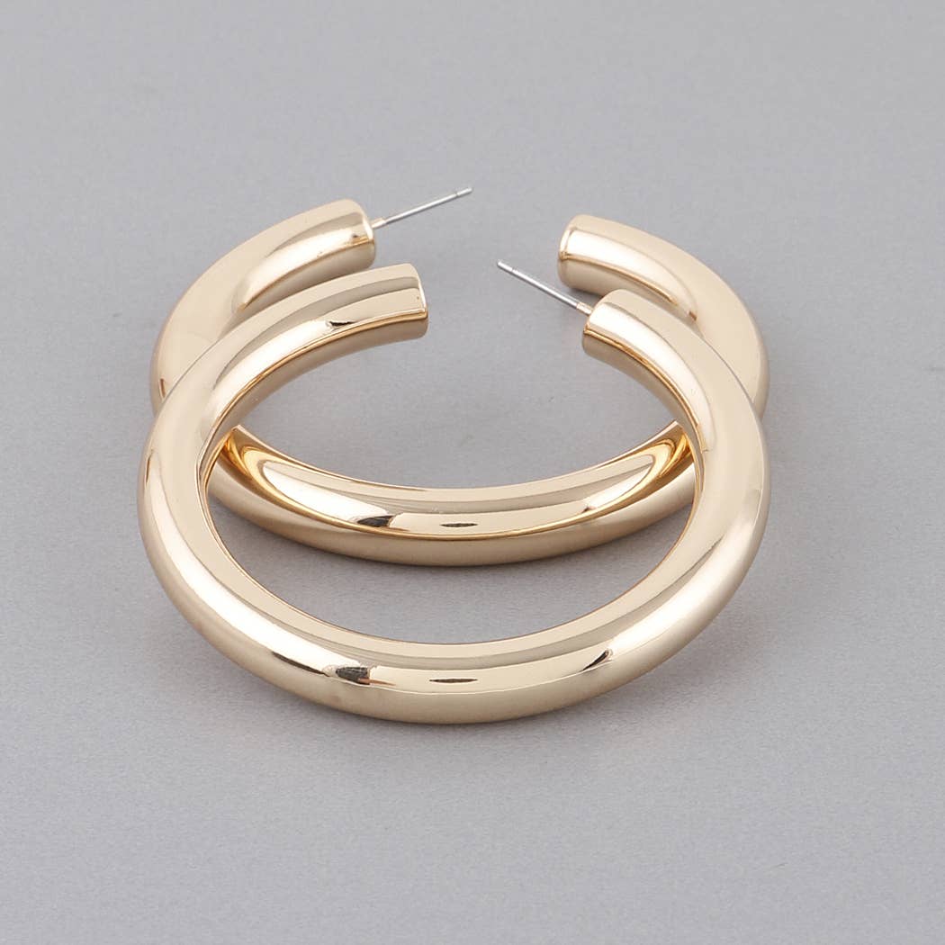 Shiny Hoop Earrings: GD