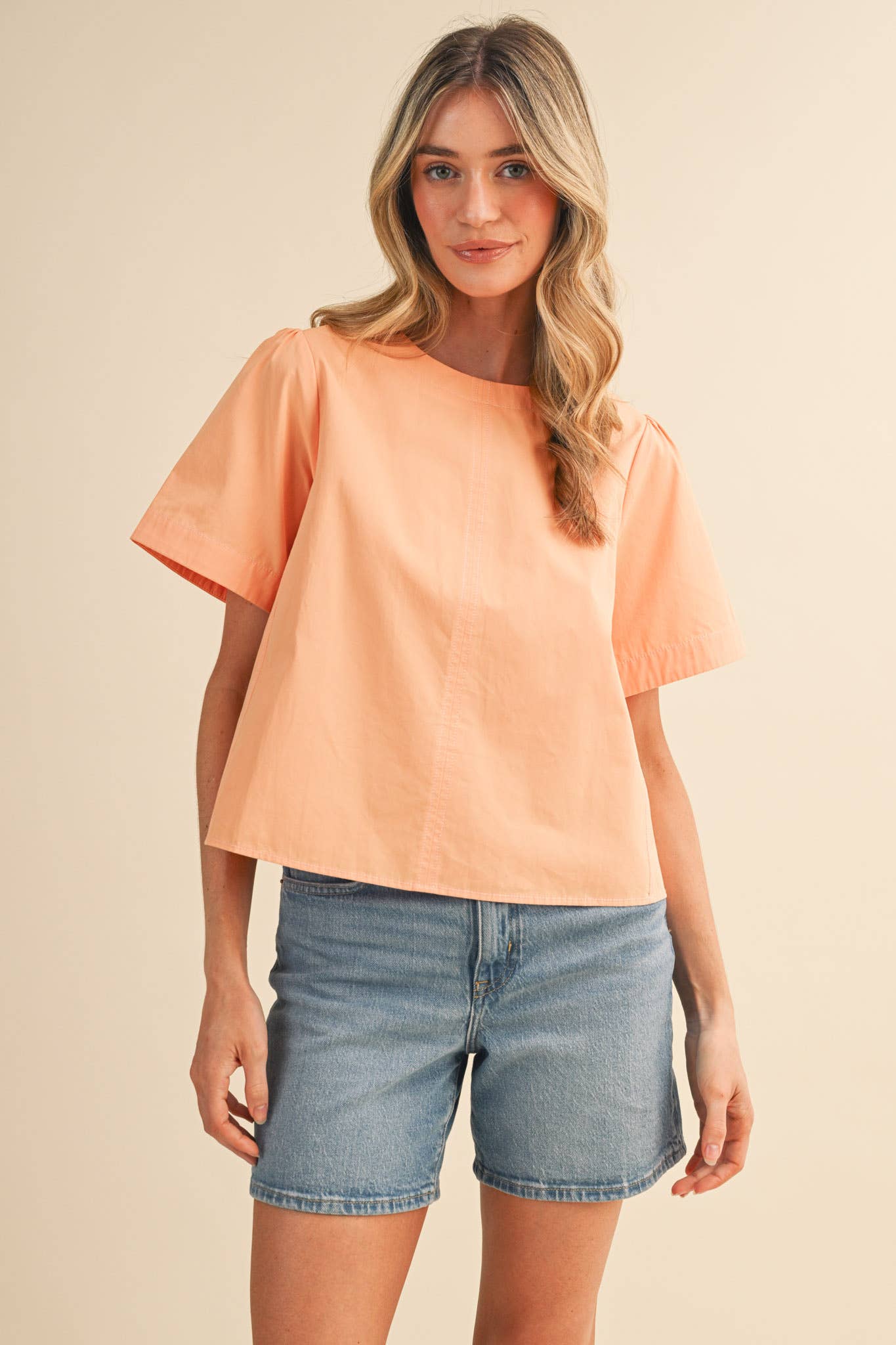 SEAM DETAIL SHORT SLEEVE BOXY TOP MTP4795: APPLE GREEN / L