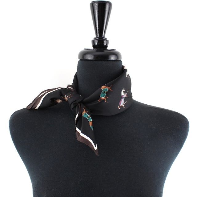 S24214 Horse Pattern Lightweight Square Scarf: 03 Beige