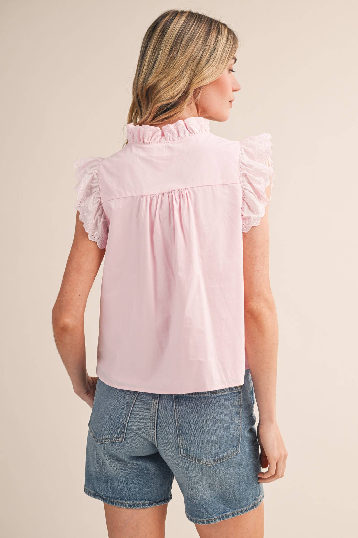 LACE TRIM RUFFLED BUTTON DOWN TOP MTP4764: LEMON DROP / S
