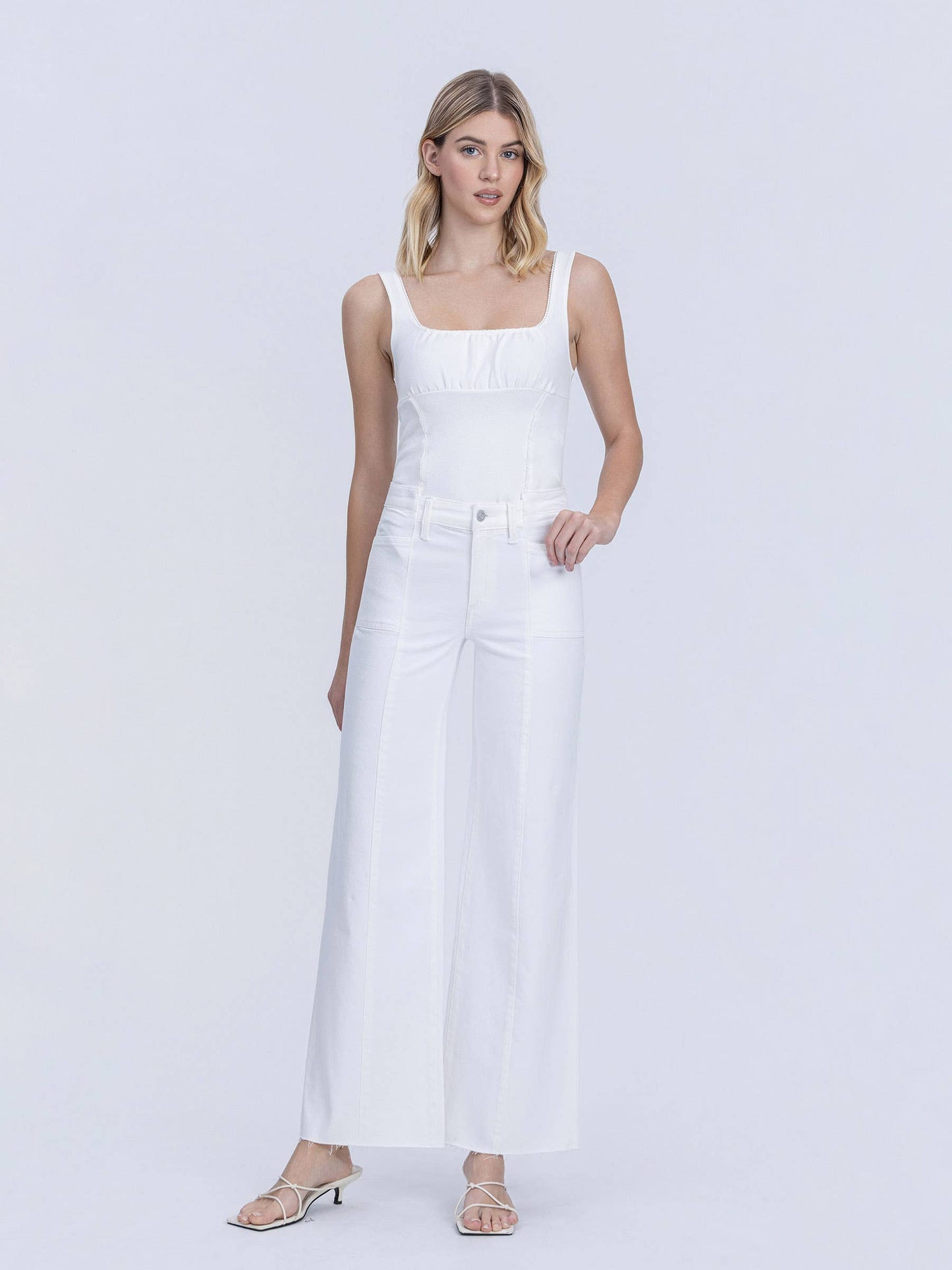 HIGH RISE STACKED WAISTBAND OPTIC WHITE WIDE JEANS T7252WH: OPTIC WHITE / 27