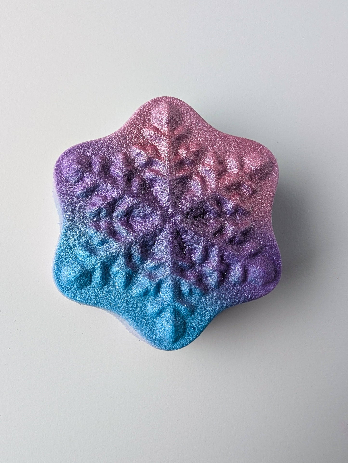 Sugar Plum Snowflake Bath Bomb - Christmas 2025