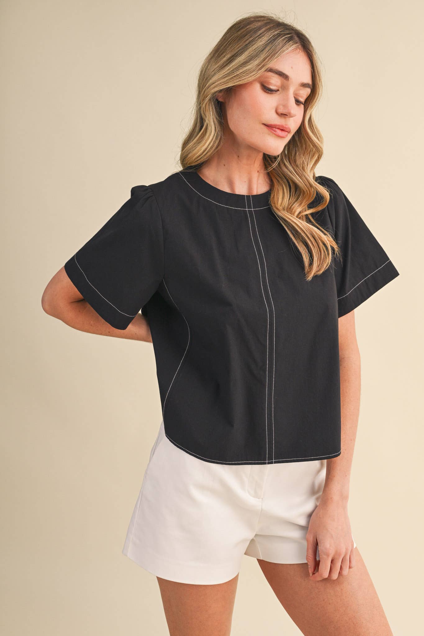 SEAM DETAIL SHORT SLEEVE BOXY TOP MTP4795: APPLE GREEN / M