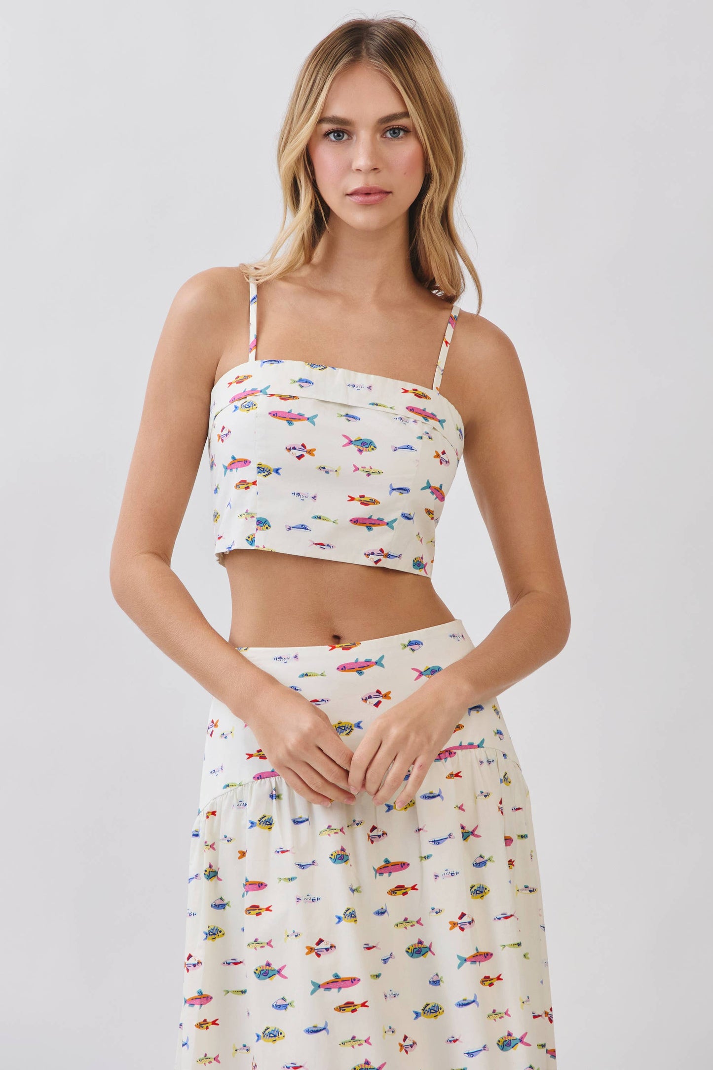 CT10049-Fish Print Fold Over Detail Cropped Cami Top: Cream / L