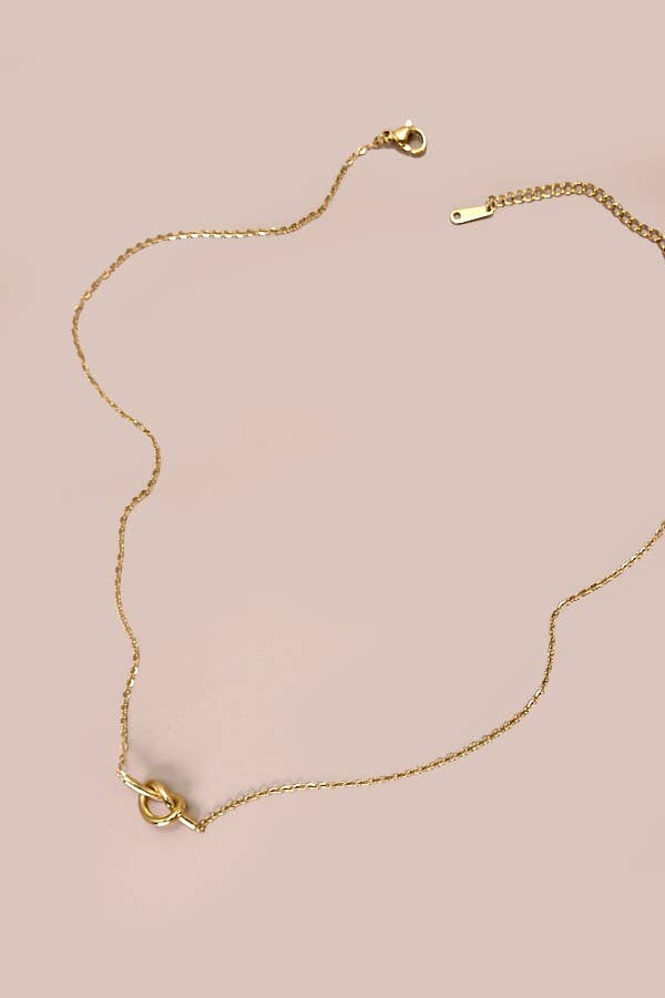 TITANIUM  STEEL NON-TARNISH KNOTTED NECKLACE | 40NK337: Gold