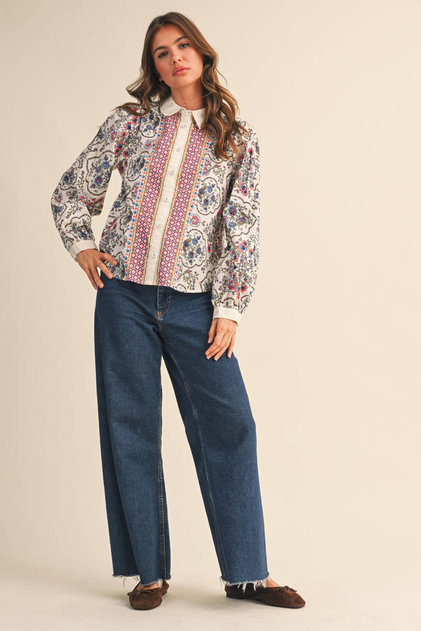 EXCLUSIVE FLORAL BORDER PRINT BUTTON UP TOP MTP4126: Ivory Multi / L