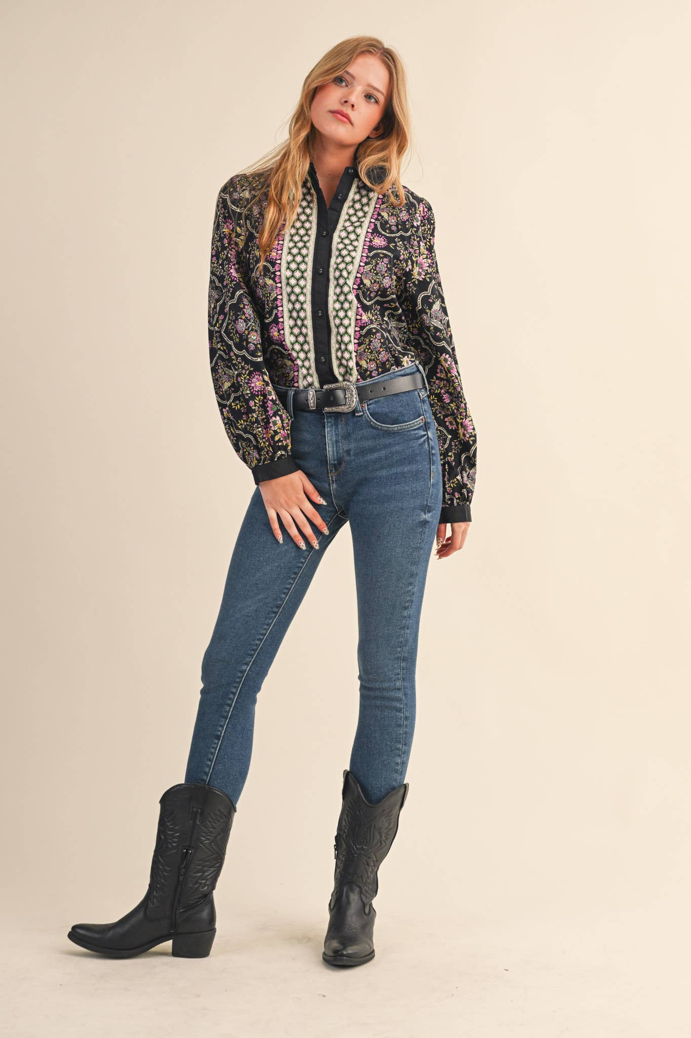 EXCLUSIVE FLORAL BORDER PRINT BUTTON UP TOP MTP4126: Ivory Multi / L