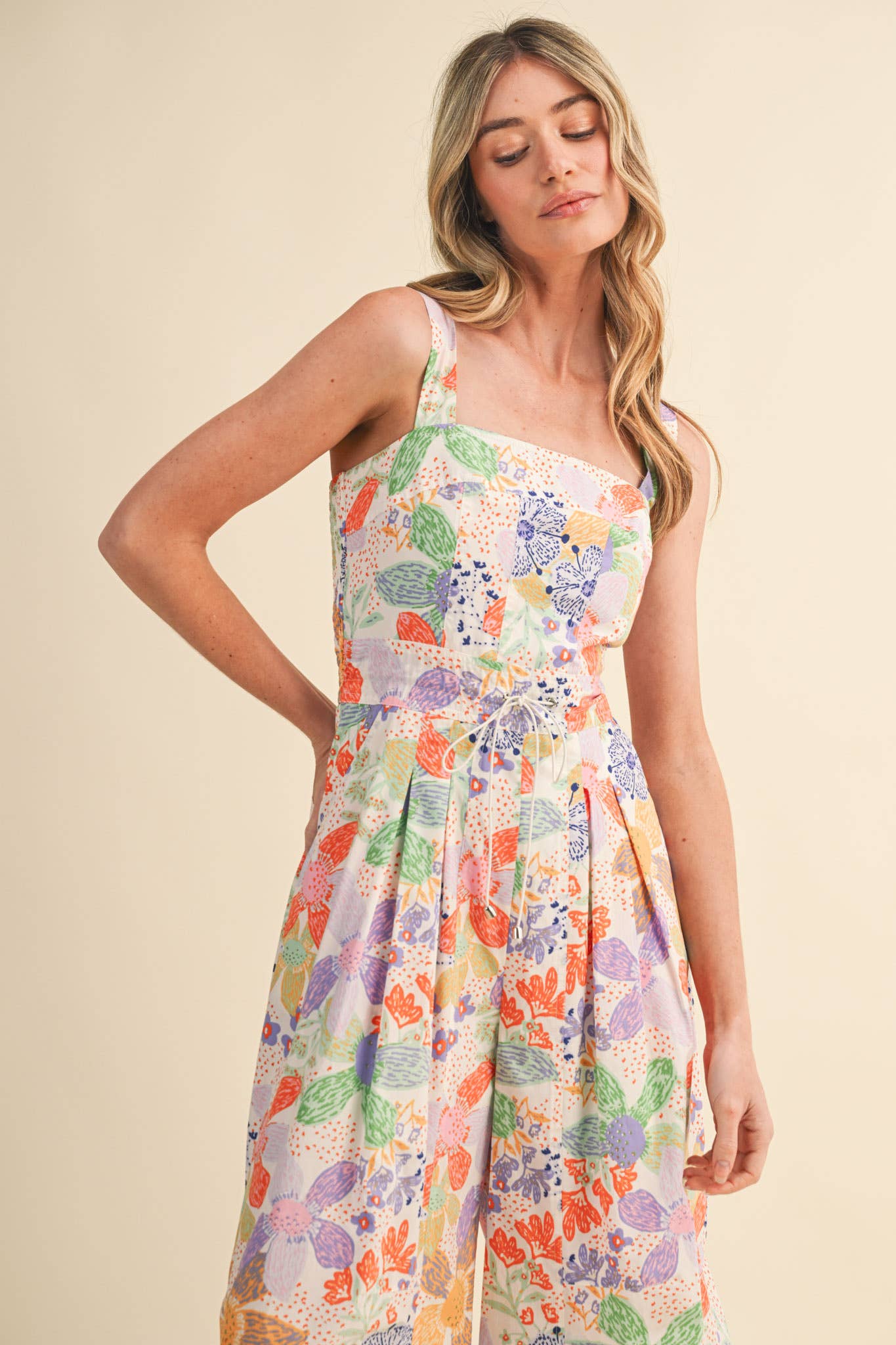 EXCLUSIVE FLORAL PLEATED CROPPED WIDE LEG JUMPSUIT MP4967: CORAL MULTI / S