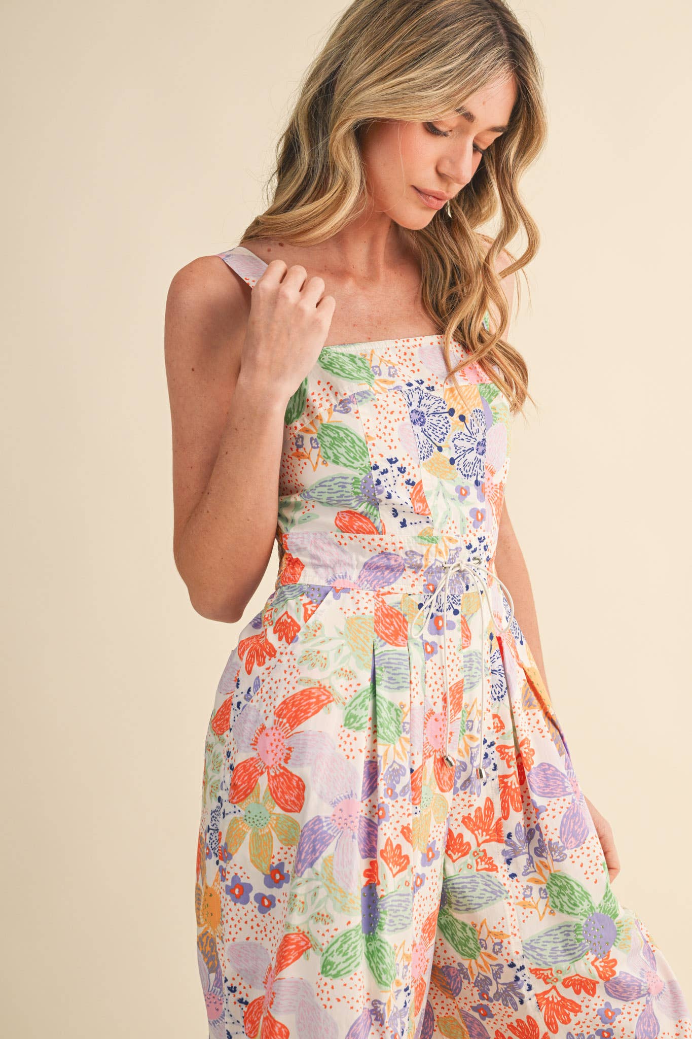 EXCLUSIVE FLORAL PLEATED CROPPED WIDE LEG JUMPSUIT MP4967: CORAL MULTI / S