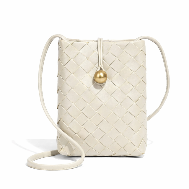 P25022 Small Woven Crossbody Bag: 10 Wine