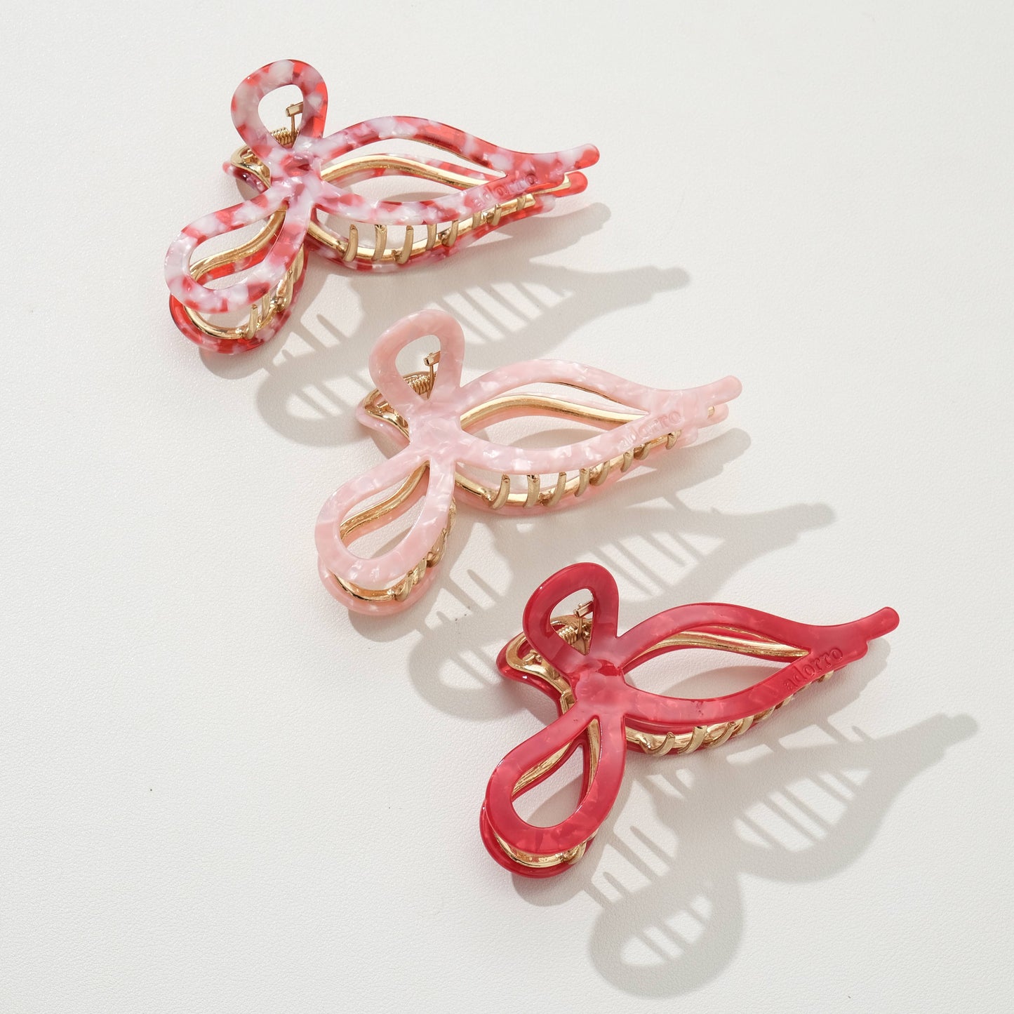 Sabrina Valentine | Large Ribbon Metal Bow Claw Clip : Assorted