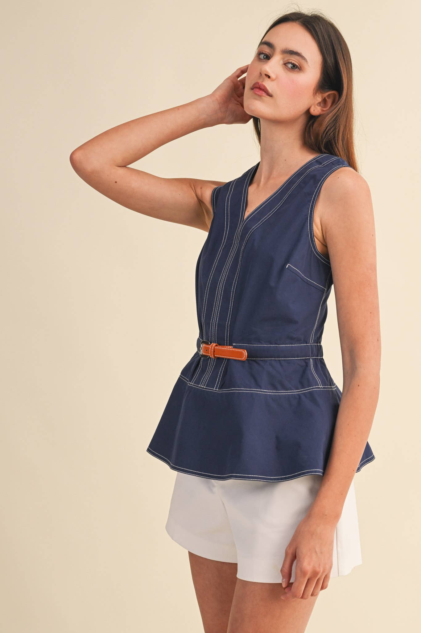 SLEEVELESS BELTED PEPLUM TOP MTP4684: OFF WHITE / S