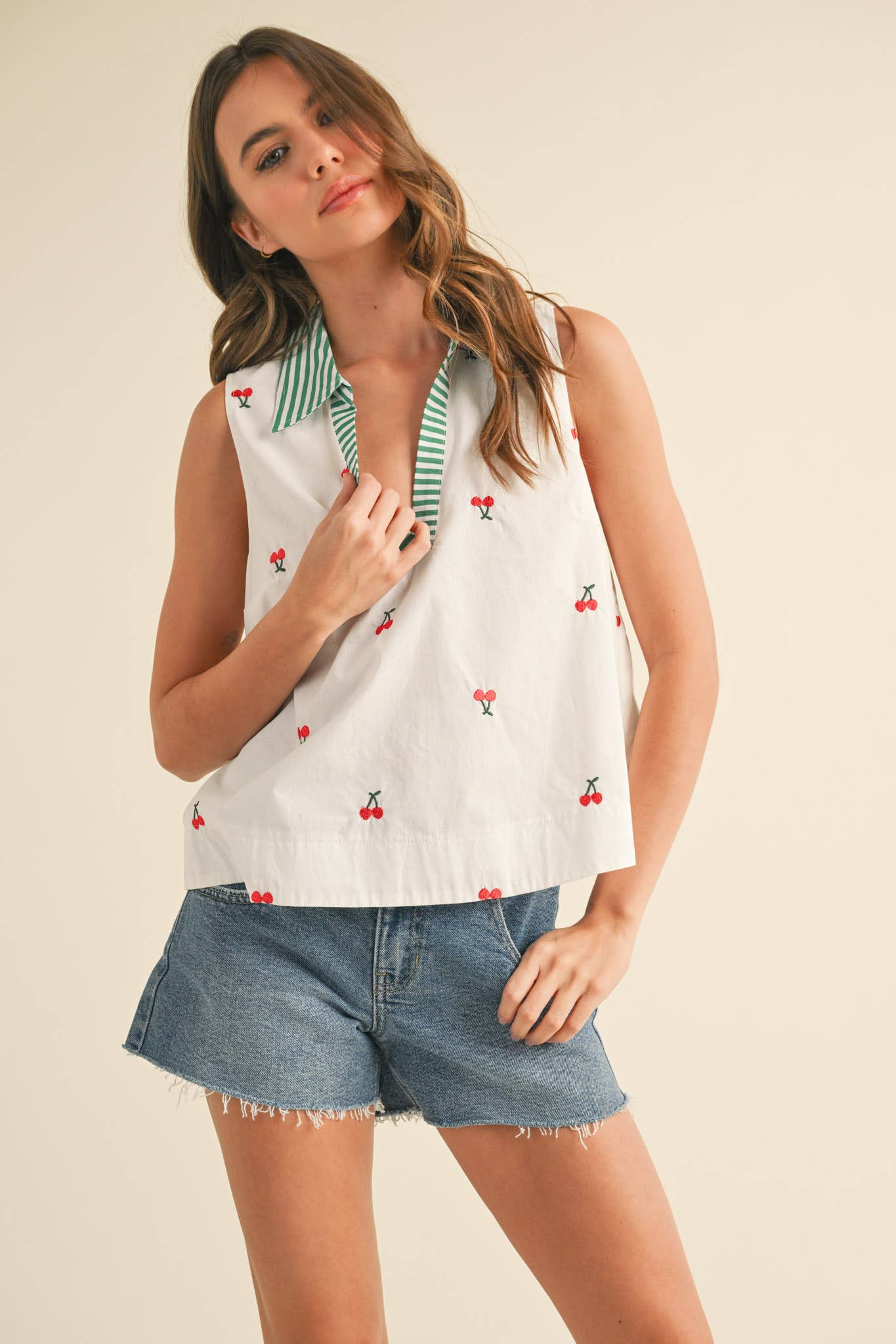 FRUIT EMBROIDERY COLLARED TANK MTP3591: Lemon / S