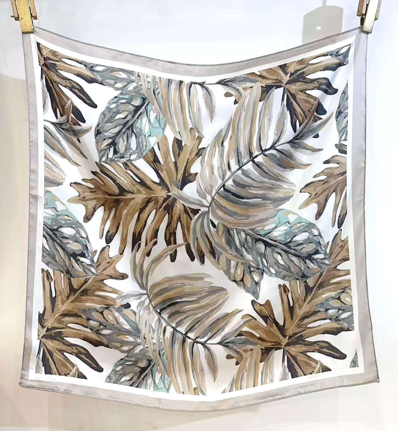 S26053 Palm Leaf-Print Satin-Like Polyester Square Scarf: 01 Green