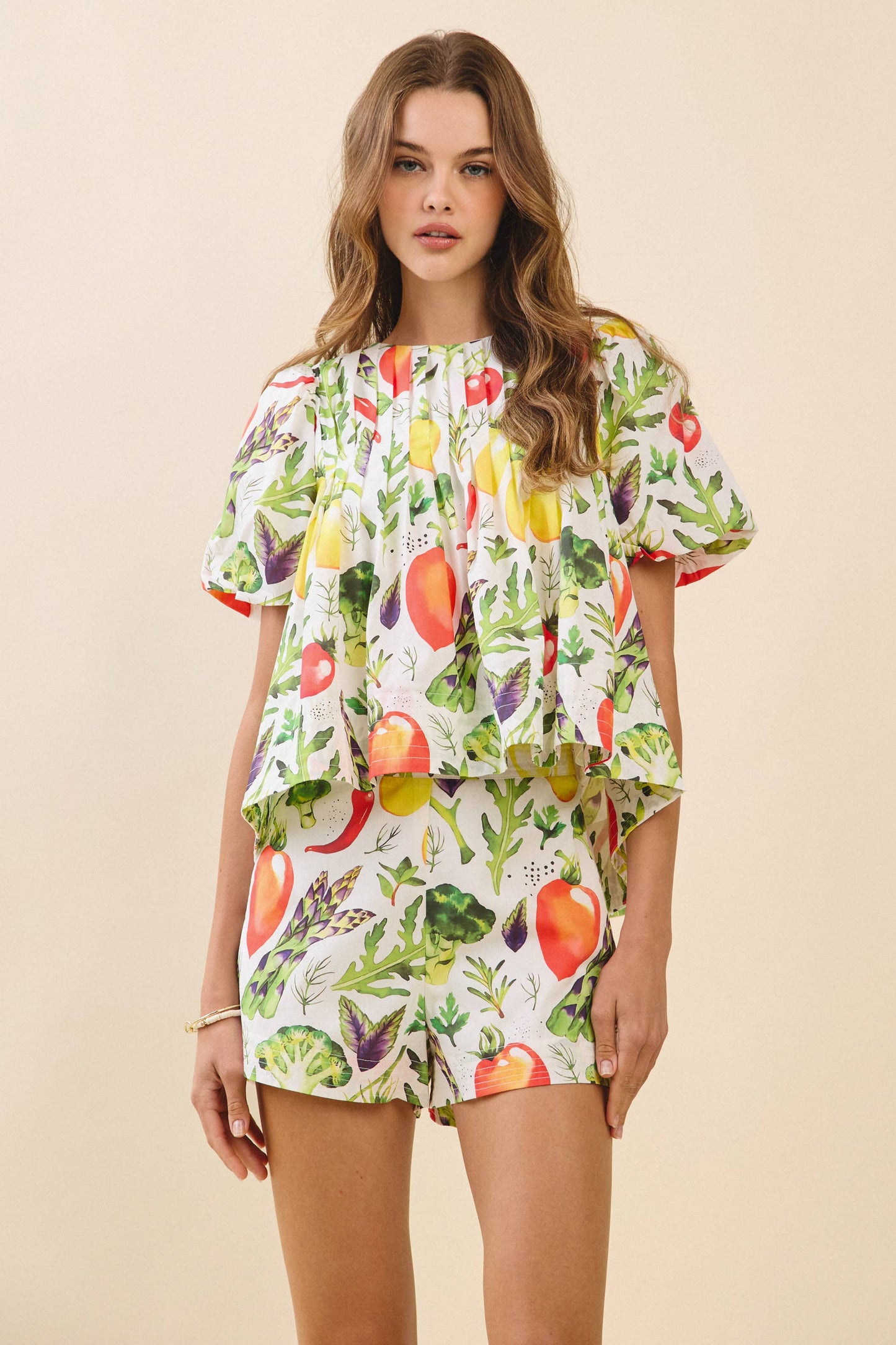 CT9559-Fruit Print Pleated Neckline Poplin Top: MULTI / S