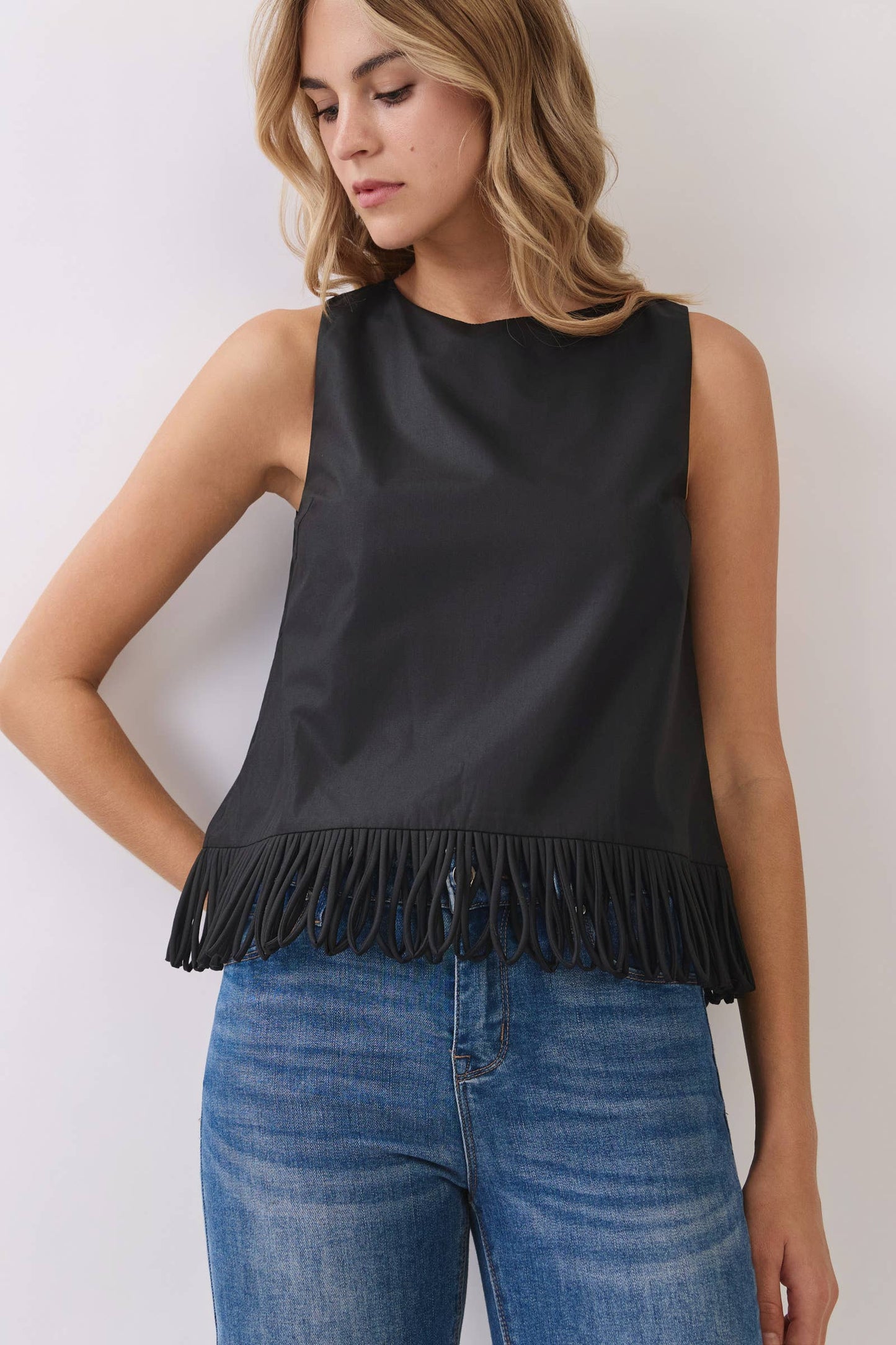 CT10040-Fringe Hem Sleeveless Top: Fuchsia / M