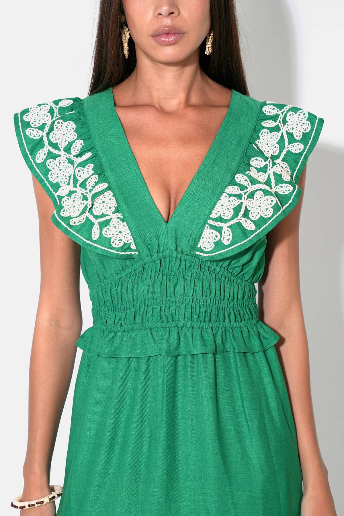 Amaya Ruffle Embroidery Midi Dress: Green/Natural / L