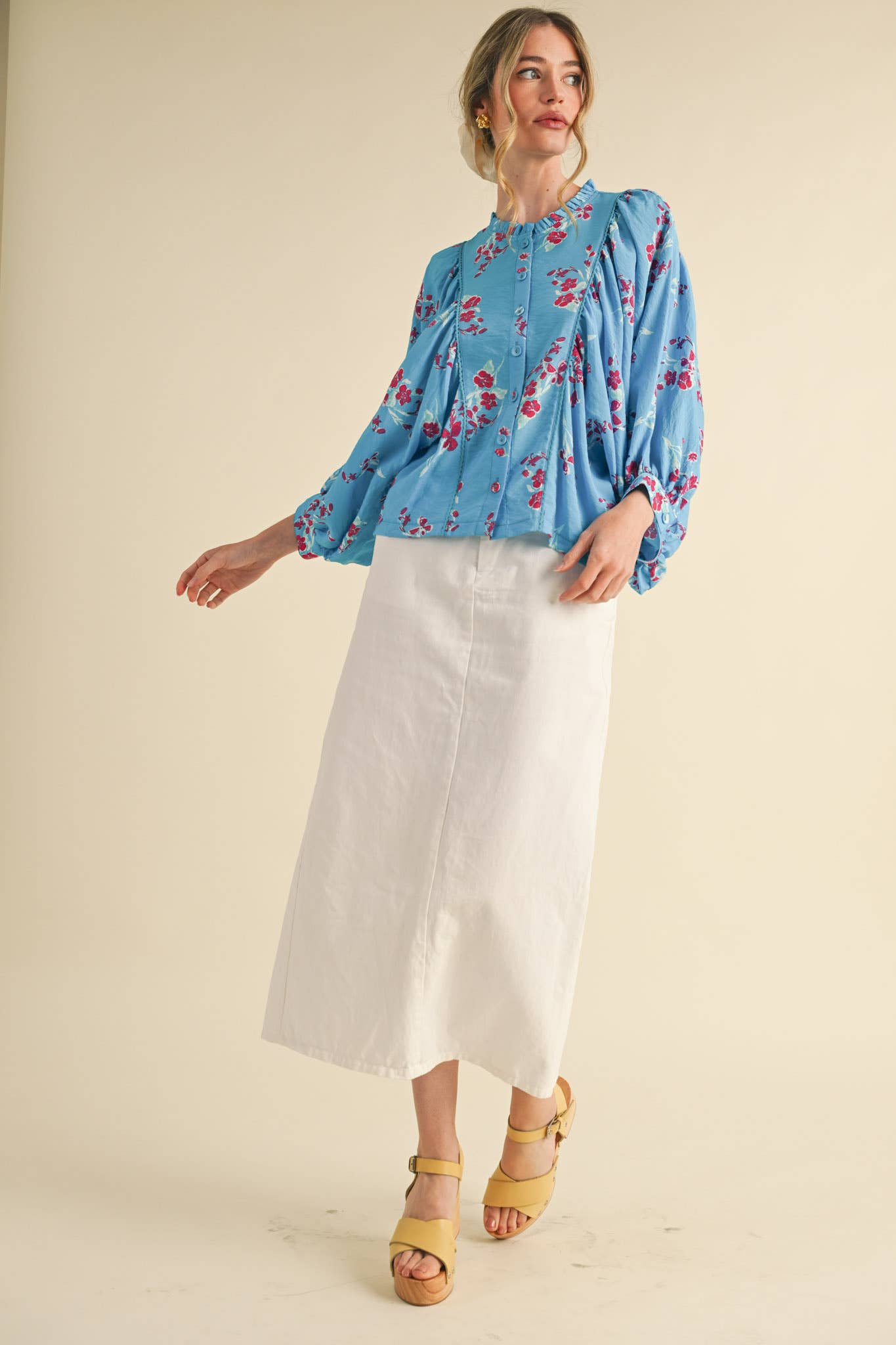 EXCLUSIVE PRINT FLORAL DOLMAN SLEEVE BLOUSE MTP3871: Electric Blue Floral / M