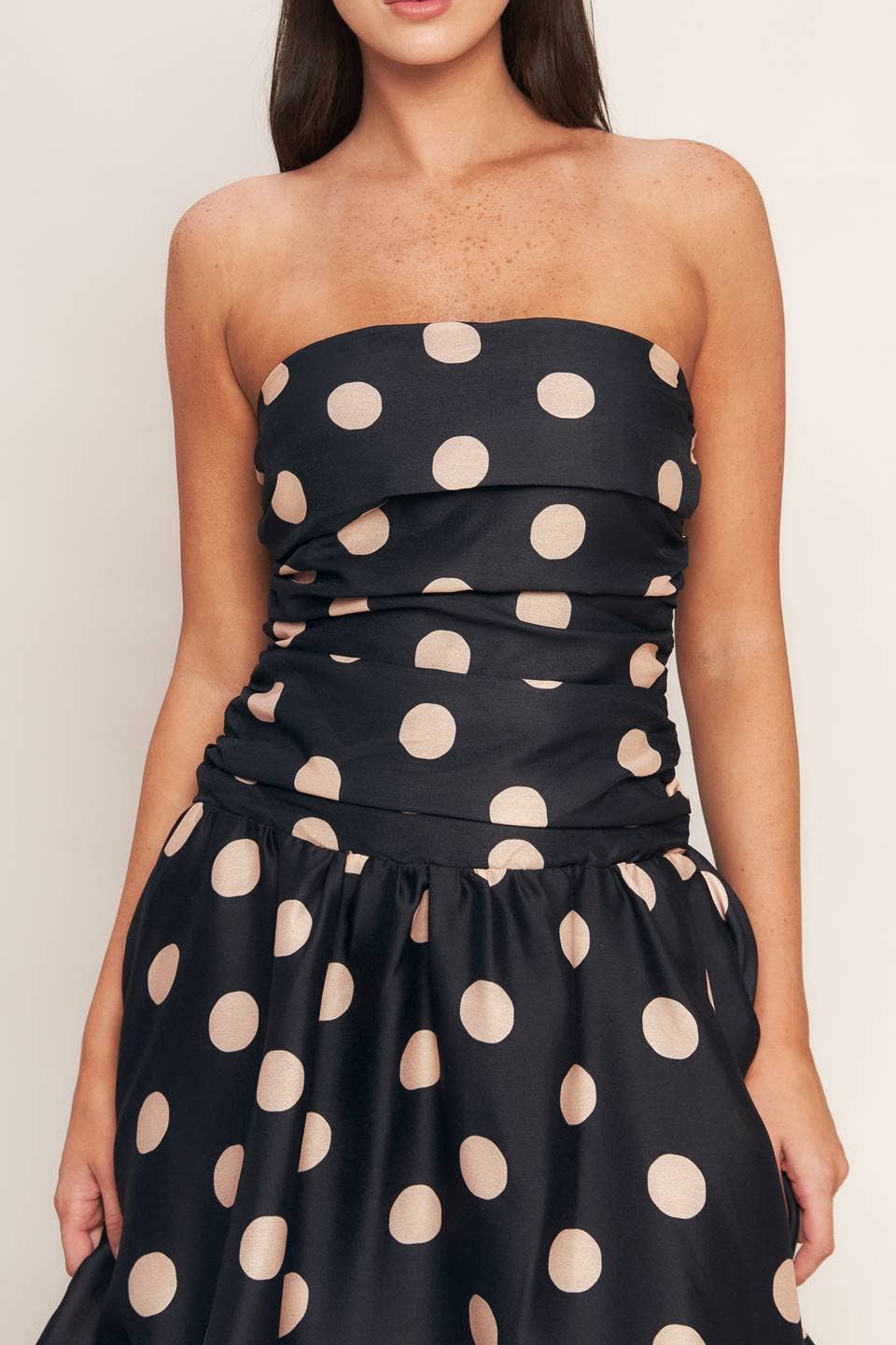 A printed woven midi dress - ID23145: Black / Contemporary / L