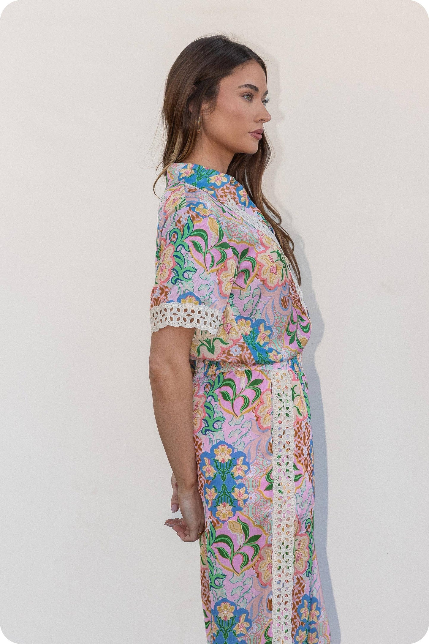 Garden Party Crochet Contrast Trim Satin Shirt: Multi / L