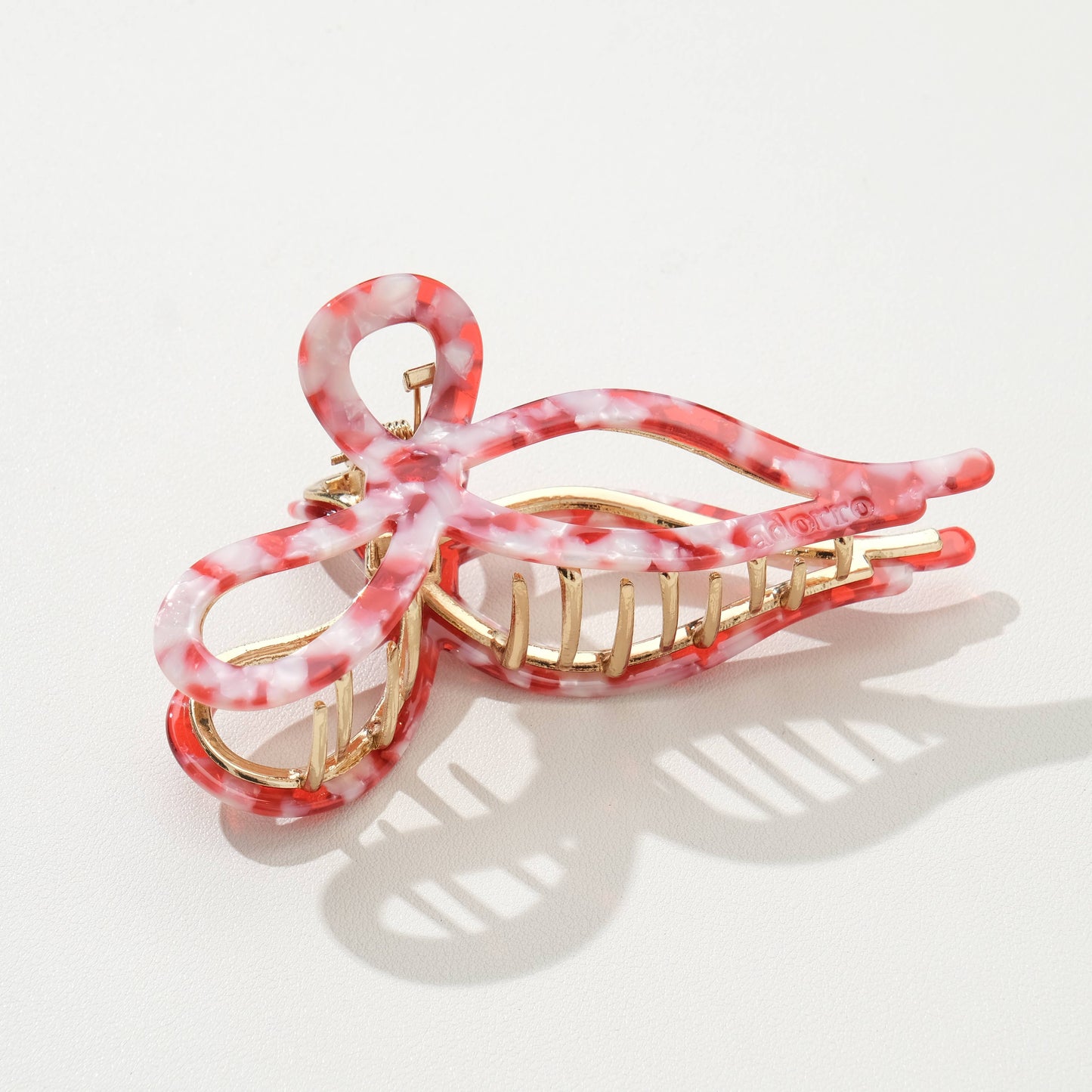 Sabrina Valentine | Large Ribbon Metal Bow Claw Clip : Assorted